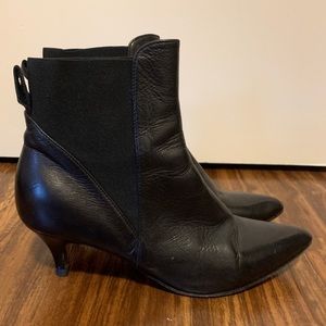 Vero Cuoio - Butter- Women's Black Heeled Ankle Boots